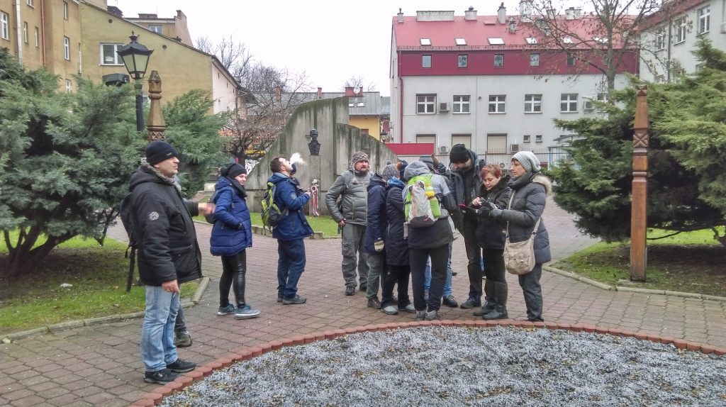 Rozwiązanie już prawie gotowe ;)